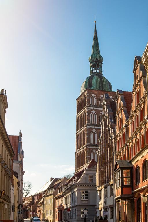 Altstadt Hotel Peiss Штральзунд Екстер'єр фото